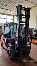 Muletto Toyota 30 h poche ore