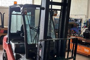 Muletto Toyota 30 h poche ore