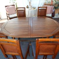 Tavolo in noce interno ed esterno