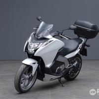 HONDA Integra 700