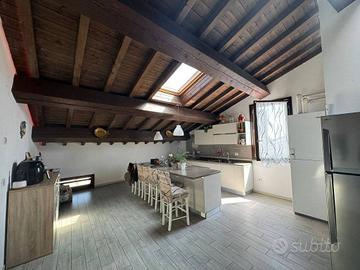 Appartamento di 174 m² con 5 locali a Concordia su
