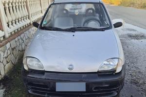 fiat 600 anno 2004 km 107000