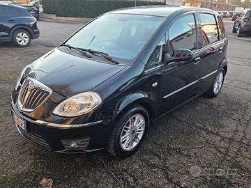 lancia musa benzina gpl