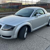 Audi TT Roadster 1.8T 150 CV — SOLO 36.000