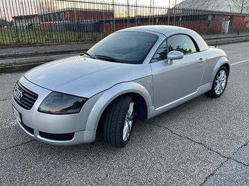 Audi TT Roadster 1.8T 150 CV — SOLO 36.000