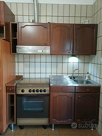 Cucina in legno wenge' scuro