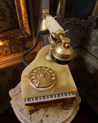 telefono pianoforte con disco combinatore onice