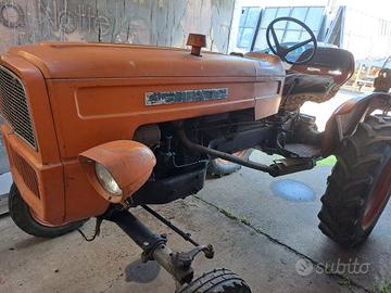 Trattore Fiat 215
