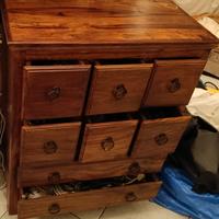 Mobiletto rustico in legno 