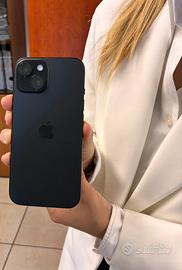 Iphone 15 - rigenerato apple in data 14.10.2026