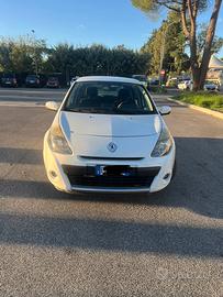 Renault clio 2011