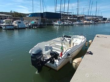 Lamberti Yama 18.5 – Con Yamaha 100 CV + Ausiliari