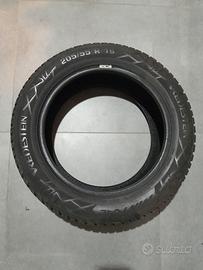 4 gomme invernali Vredestein 205/55 R16