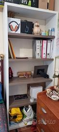 Libreria porta documenti bianca e marrone