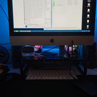 iMac 21.5 - inch LED 16:9 widescreen Computer 