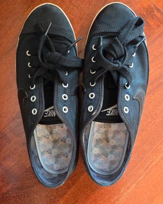 scarpe nere Nike donna