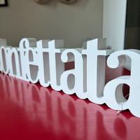 Scritta in legno “Confettata” per matrimonio nuova