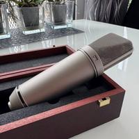 Neumann U87