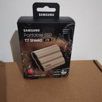 Samsung MU-PE2T0K/EU T7 Shield SSD Portatile 2TB