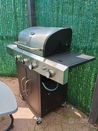 Barbecue a gas per giardino 