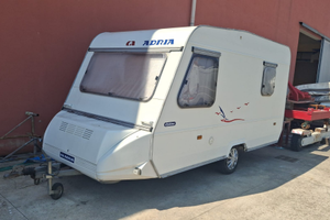 Roulotte Adria 4,20