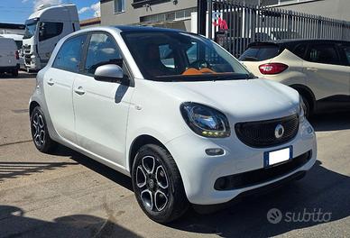 SMART ForFour 70 1.0 Passion