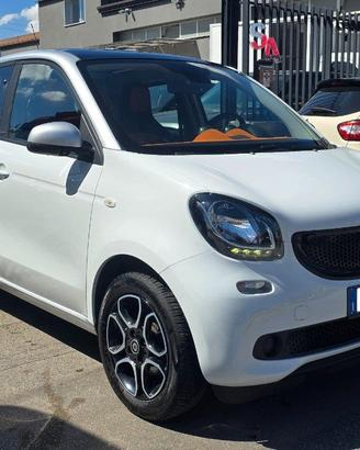 SMART ForFour 70 1.0 Passion
