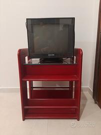 TV con mobiletto 