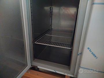 TAVOLO REFRIGERATO