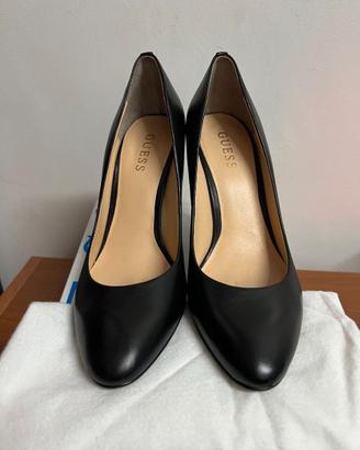 Scarpe nere donna con tacco