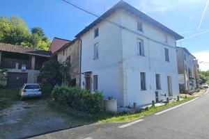 Casa semi indipendente