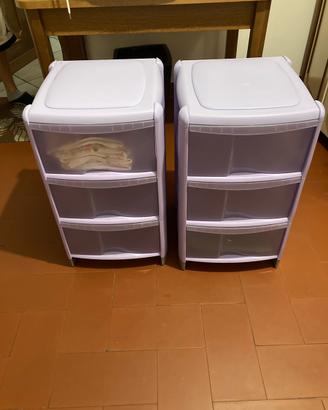 Coppia di cassettire in plastica