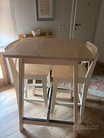 Tavolo da bar piu 2 sedie IKEA