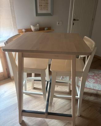 Tavolo da bar piu 2 sedie IKEA