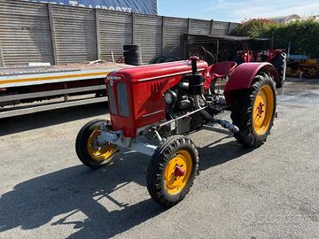 Trattore d'epoca SCHLUTER modello S 25 con documen