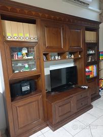 parete attrezzata  tavolo  sparecchia tavola