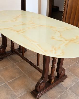Elegante  arredamento antico