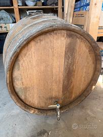 Botte per vino in castagno 200 lt