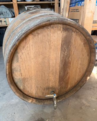 Botte per vino in castagno 200 lt