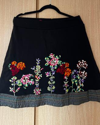 Gonna Desigual tg.XL nera ricamo fiori