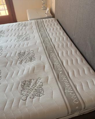 Materasso a molle Cashmere come nuovo 190x160