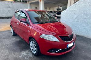Lancia Ypsilon 1.2 69 CV 5 porte GPL Ecochic Gold 