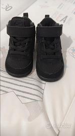 Scarpe Nike originali taglia 21