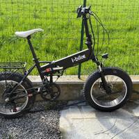 Bici elettrica pieghevole