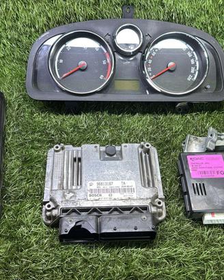 KIT CHIAVI CENTRALINA MOTORE OPEL Antara Serie 028