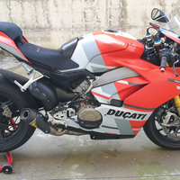 Ducati panigale V4 s corse