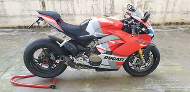 Ducati panigale V4 s corse