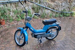 motorino si piaggio azzuro 