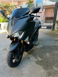 Tmax 530 17.000km