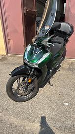 Honda sh 150 vetro